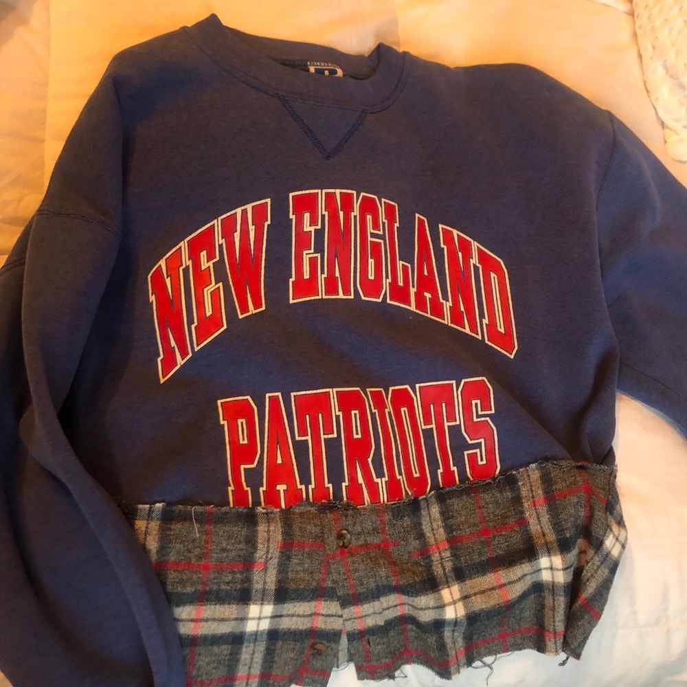 Reworked New England Patriots Sweatshirt